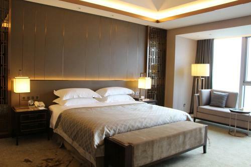 Yancheng Jinying Shangmei Hotel