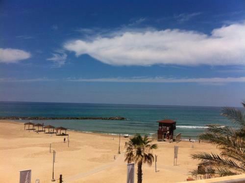 Almog Haifa's Coast Apartment
