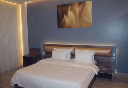 Hotel Platinum The First