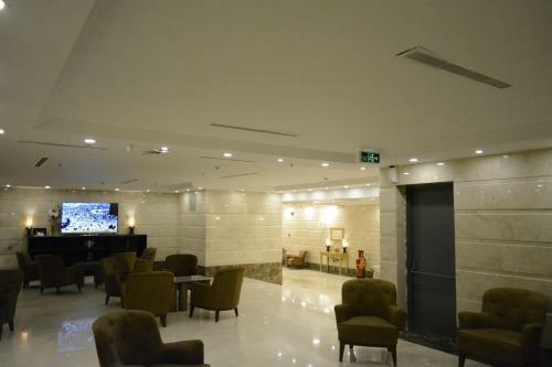 Hotel Platinum The First