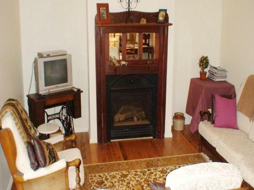 Hotel Albury Cottages