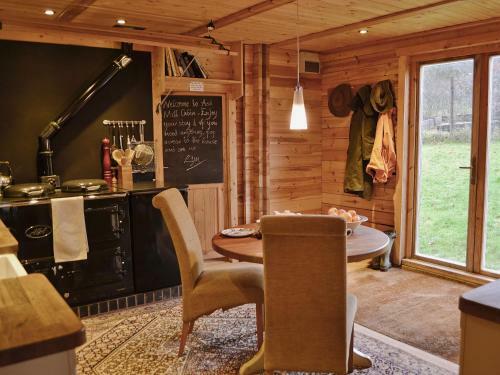 Ash Mill Cabin