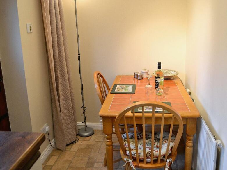 Rose Cottage VI