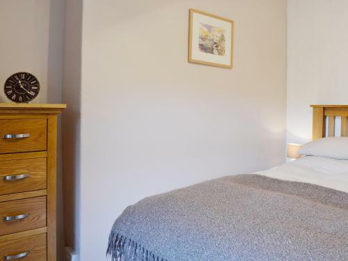 Bron Elan Cottage
