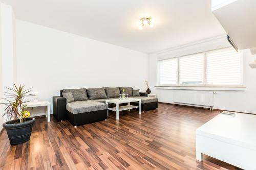 Apartamento Ferienwohnung K�ln Stammheim