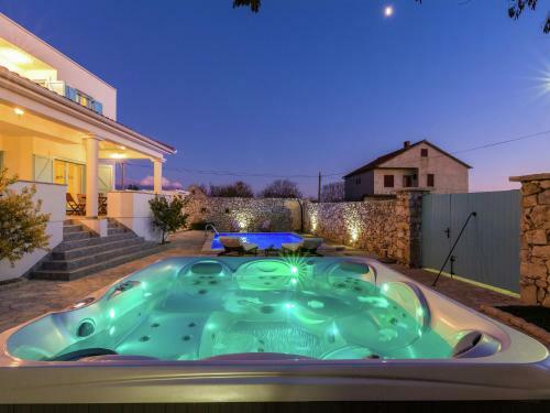 Villa Spirini Dvori
