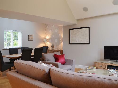 Grovelands Lodge