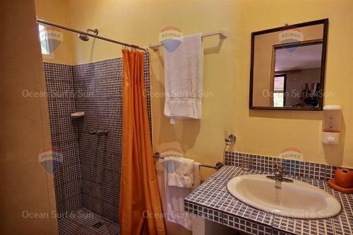 Hotel Casa Cigalou Tamarindo