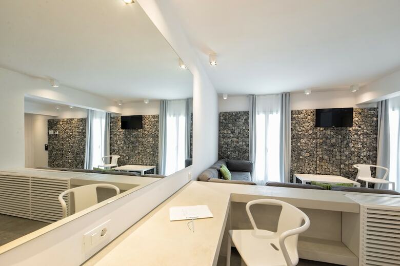 Hotel Relux Ios