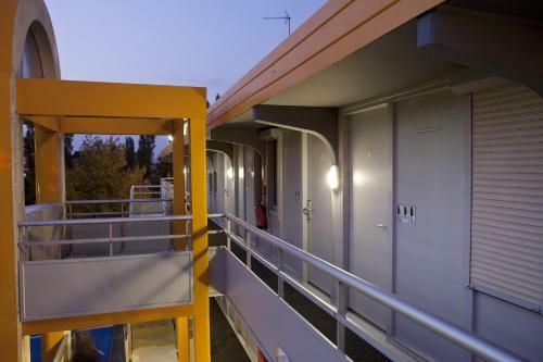 Hotel Premi�re Classe Versailles - St Cyr L'ecole