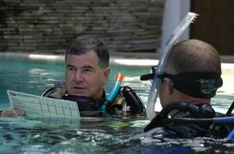 Apartamento El Galleon Beach Resort Asia Divers