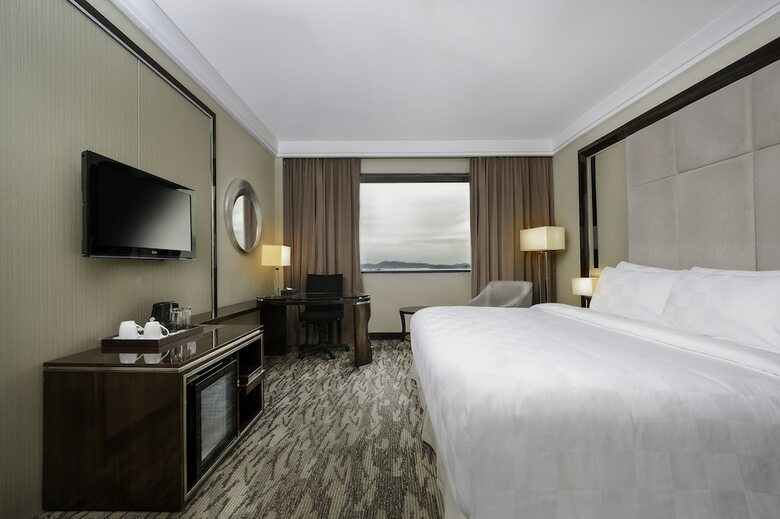 Swiss-belhotel Harbour Bay