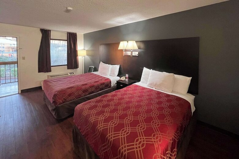 Hotel Econo Lodge Inn & Suites