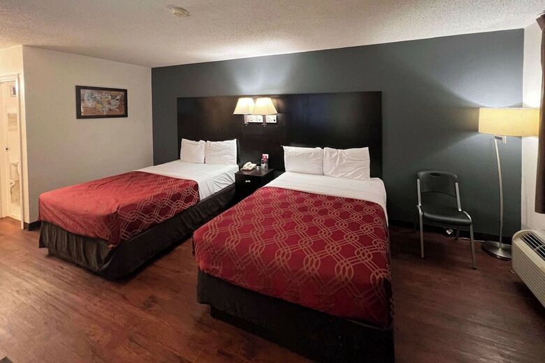 Hotel Econo Lodge Inn & Suites