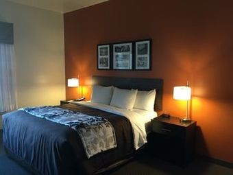 Hotel Sleep Inn & Suites