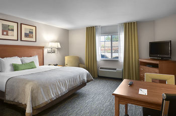 Hotel Candlewood Suites Savannah Airport