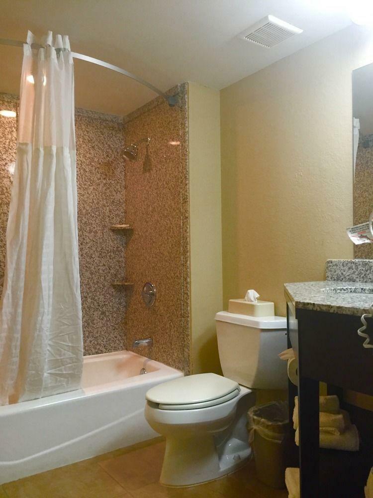 Hotel Comfort Inn & Suites
