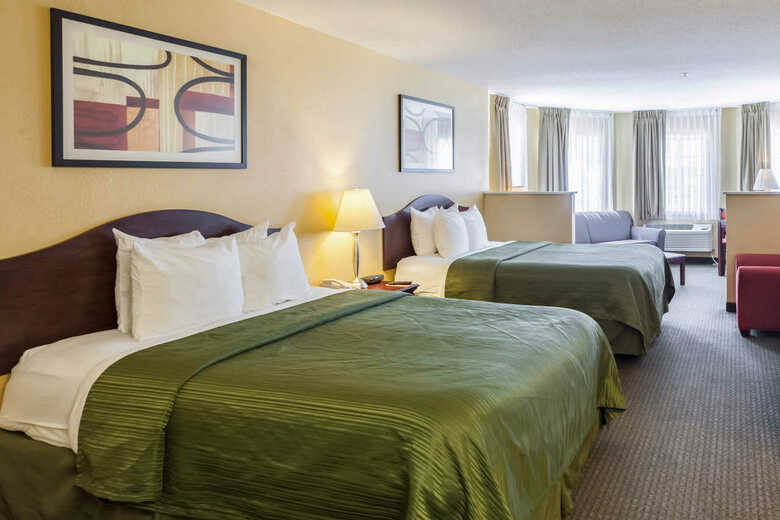 Hotel Quality Inn & Suites