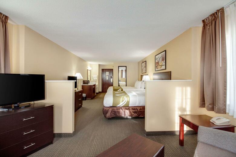 Hotel Quality Inn & Suites