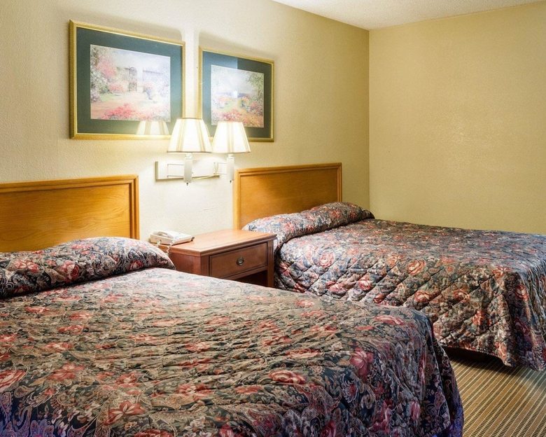 Hotel Rodeway Inn Greenwood