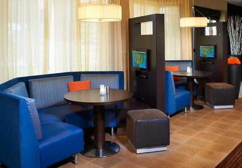 Hotel Courtyard By Marriott Detroit Livonia