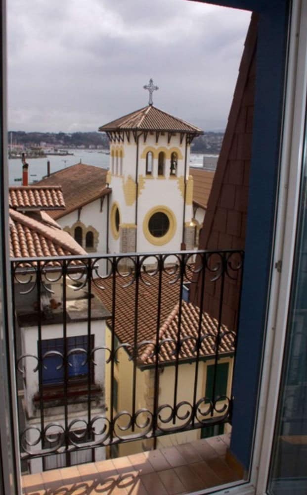 Hotel Jauregui