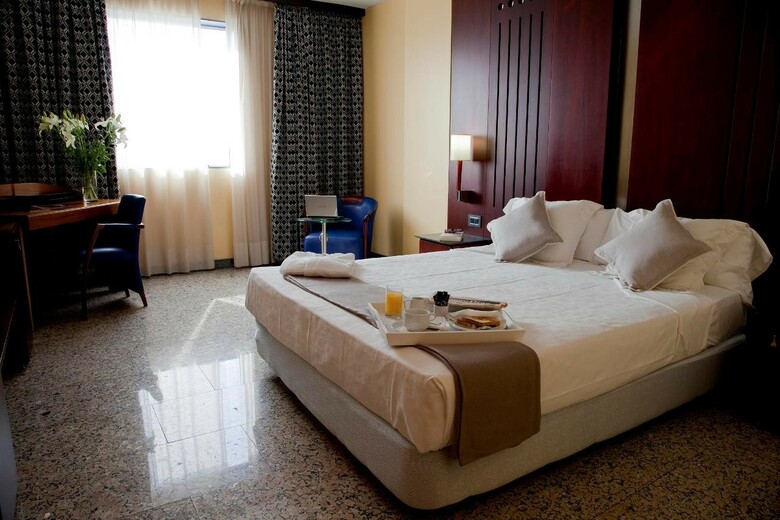 Hotel Jardines De Amaltea