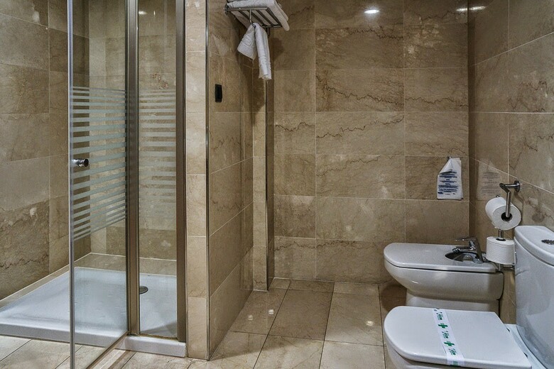 Hotel Sercotel Riscal