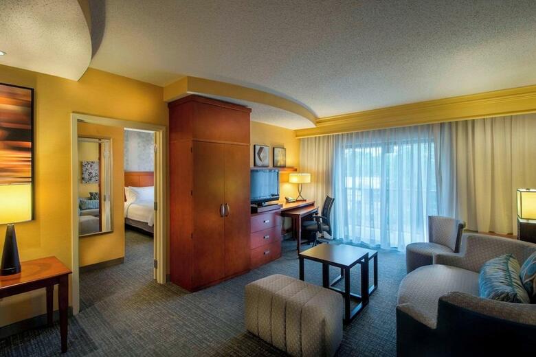 Hotel Courtyard Greensboro Airport