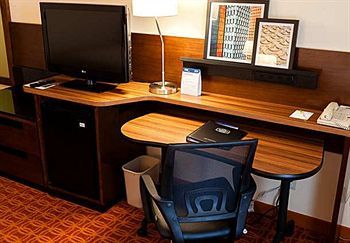 Hotel Fairfield Inn And Suites Tulsa Central