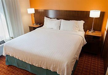 Hotel Fairfield Inn And Suites Tulsa Central