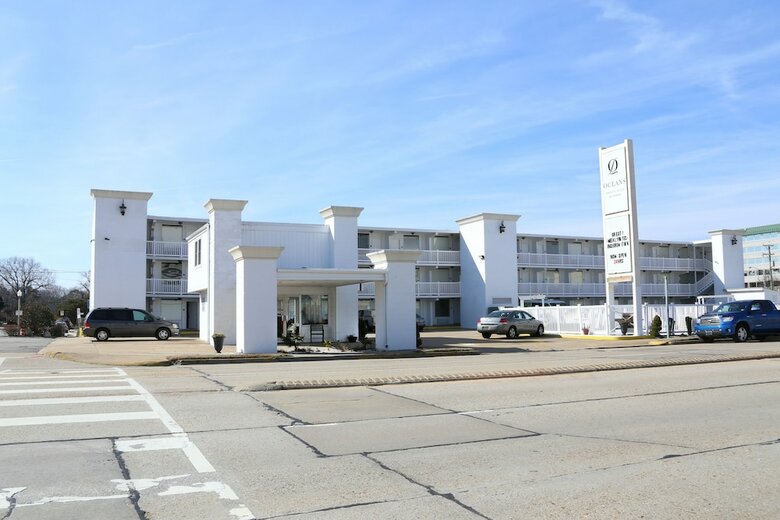 Hotel Oceans 2700