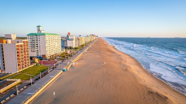 Holiday Inn Express Hotel & Suites Va Beach Oceanfront
