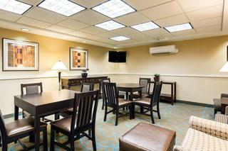 Suburban Extended Stay Hotel Quantico