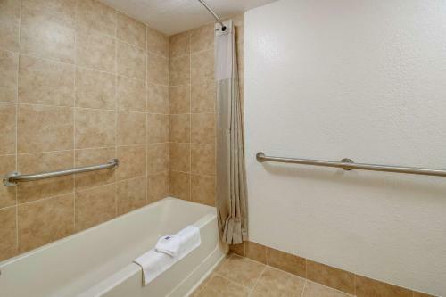 Motel 6 Grove City
