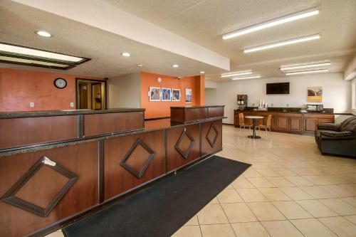 Motel 6 Grove City