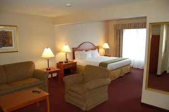 Holiday Inn Express Hotel & Suites White River Junction