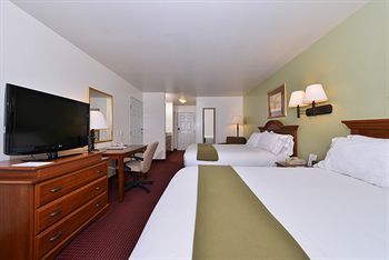Holiday Inn Express Hotel & Suites Brownwood