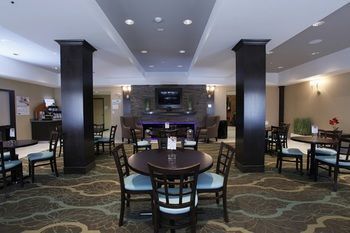 Hotel Holiday Inn Express Fort St John