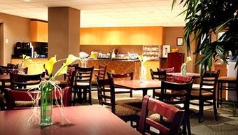 Hotel Pomeroy Inn & Suites Fort St. John