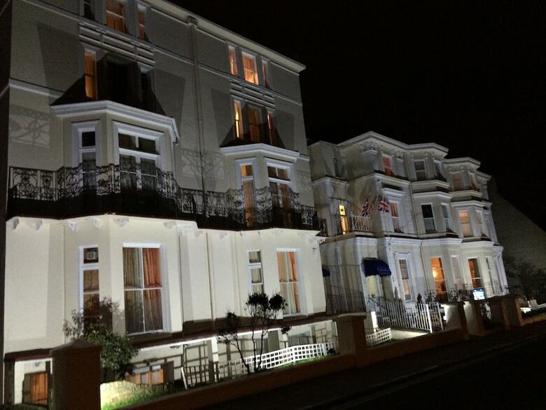 The Carlton Hotel