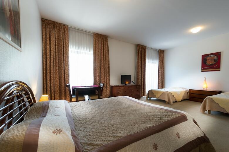 Hotel H�tel Marso