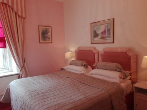 Hotel Homelands Guest House