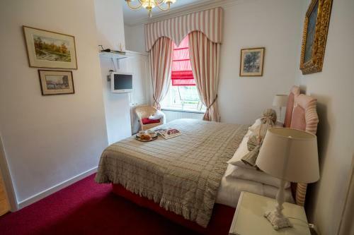 Hotel Homelands Guest House