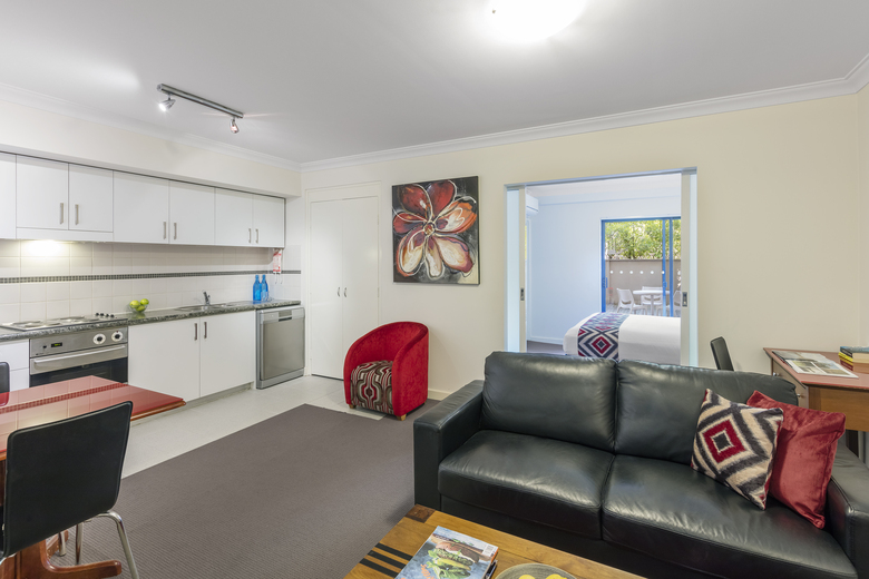 Mounts Bay Waters Apartment Hotel