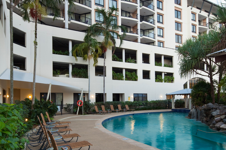 Hotel Mantra Esplanade