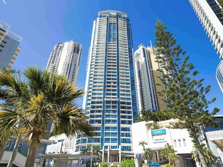 Hotel The Towers Of Chevron Renaissance