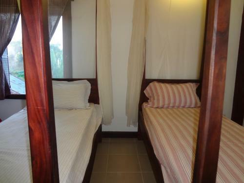 Hostal Red House
