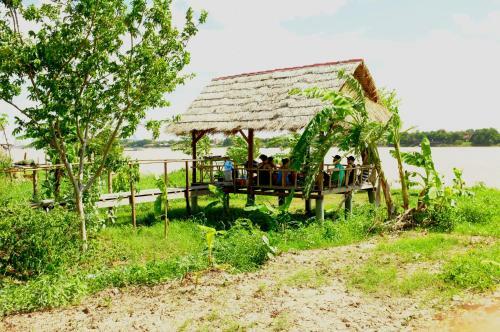 Hostal Red House