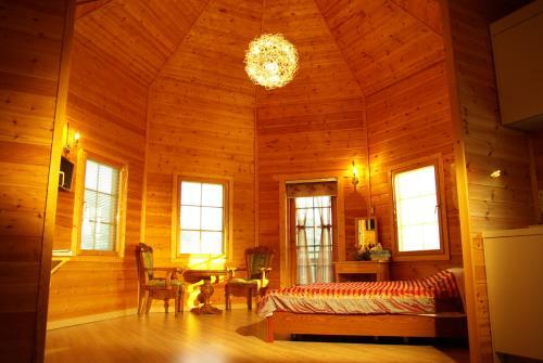 Ecran Pension